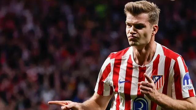 Galatasaray'da Transfer Hareketliliği Artarken, Sörloth Sürprizi Göz Dikti