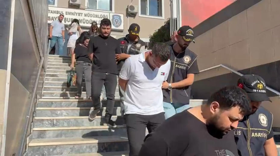 Kadınları Masöz İlanlarıyla Sömüren Dolandırıcılar Yakalandı