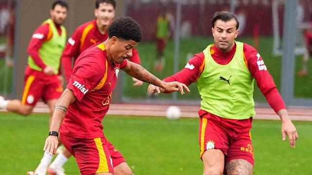 Galatasaray, Trabzonspor Maçı İçin Yoğun Çalışmalarını Devam Ediyor