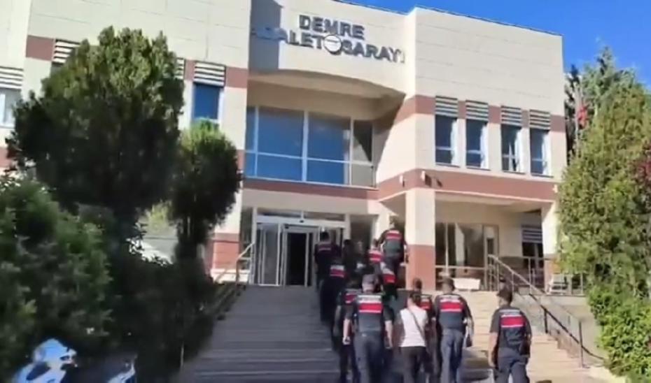 Villa ve bungalov kiralama ilanlarıyla dolandırıcılık. 2 şüpheli tutuklandı
