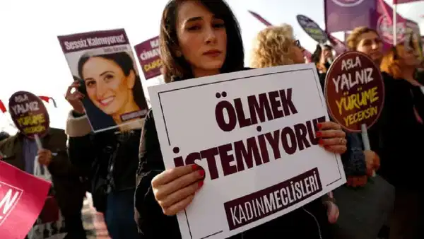 Tekirdağ'da Kadın Cinayeti: Eşini Bıçaklayarak Hayatına K0zl vedi