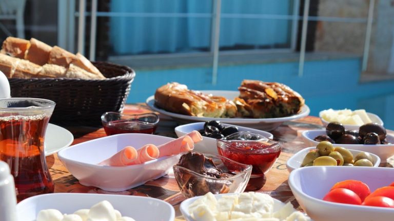 Açık büfe kahvaltıların sonu yaklaşıyor mu?