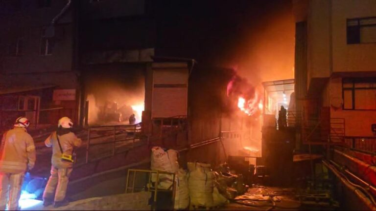 İstanbul’da fabrikada yangın – Son haberler