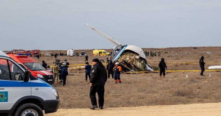 Kazakistan: Aktau’da düşen Azerbaycan havayolu uçağında 38 kişi hayatını kaybetti