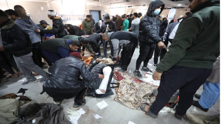 Katil İsrail Gazze’ye saldırılarını sürdürüyor: 13 ölü