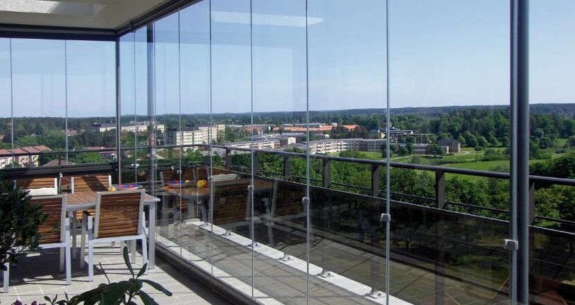 Cam Balkon Modelleri ile Mekanlarınıza Şıklık Katın