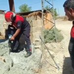 Şanliurfa'da çimento altına sıkışmış 2 kedi kurtarıldı