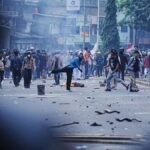 Cakarta'daki ödenek yardımcısı ve güç isyanını protesto eden öğrenciler çarpıştı