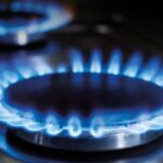 “Elektrik ve doğalgazın kesilmesi insan hayatını azaltır”