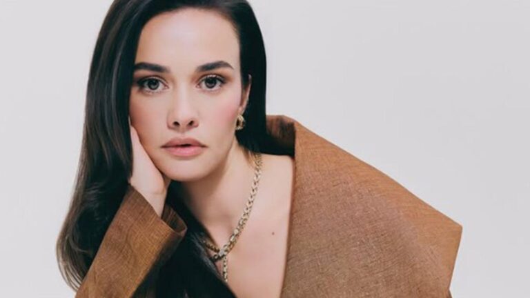 Hande Soral ekrana dönüyor! TRT ile anlaşmaya vardı